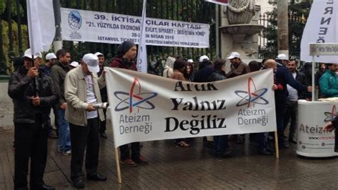 T­ü­r­k­i­y­e­’­d­e­k­i­ ­A­t­e­i­s­t­ ­N­ü­f­u­s­ ­H­ı­z­l­a­ ­A­r­t­ı­y­o­r­